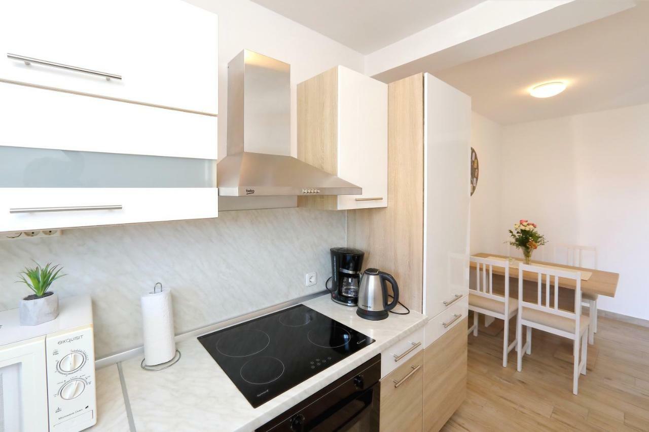 Kristina Apartment