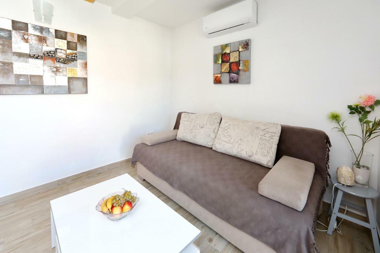 Kristina Apartment