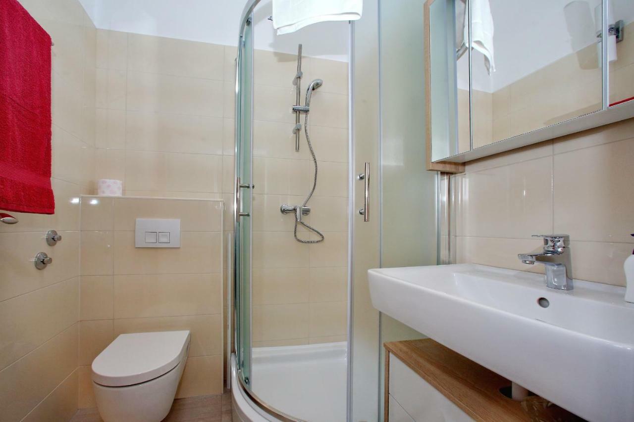 Kristina Apartment Bibinje
